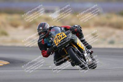 media/Dec-17-2022-SoCal Trackdays (Sat) [[224abd9271]]/Turn 16 (210pm)/